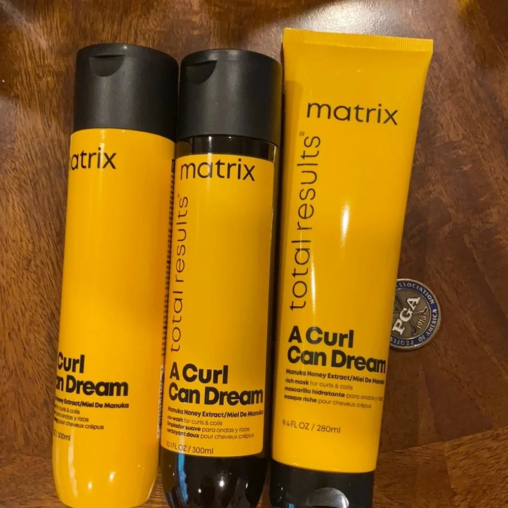 Matrix Total Results A Curl Can Dream Shampoo Conditioner 10.1 oz Mask 9.4 oz